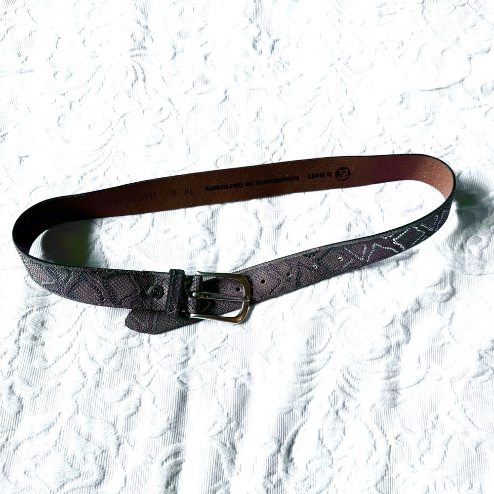 B. Belt Handmade leather Belt Made in Germany